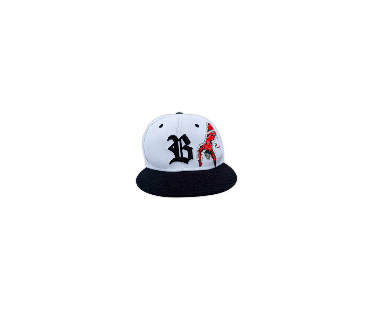 Burvain Claw Cap – Off-White